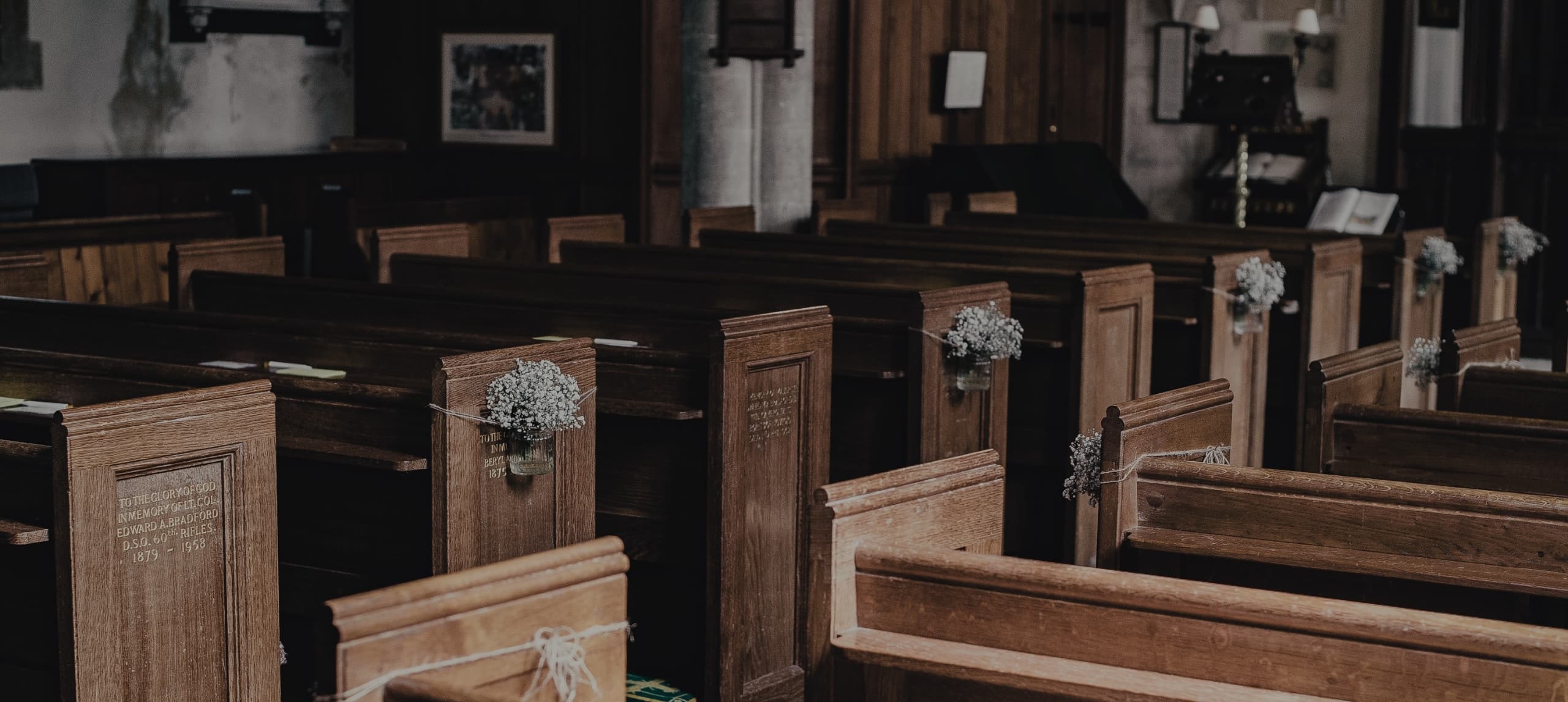 pews